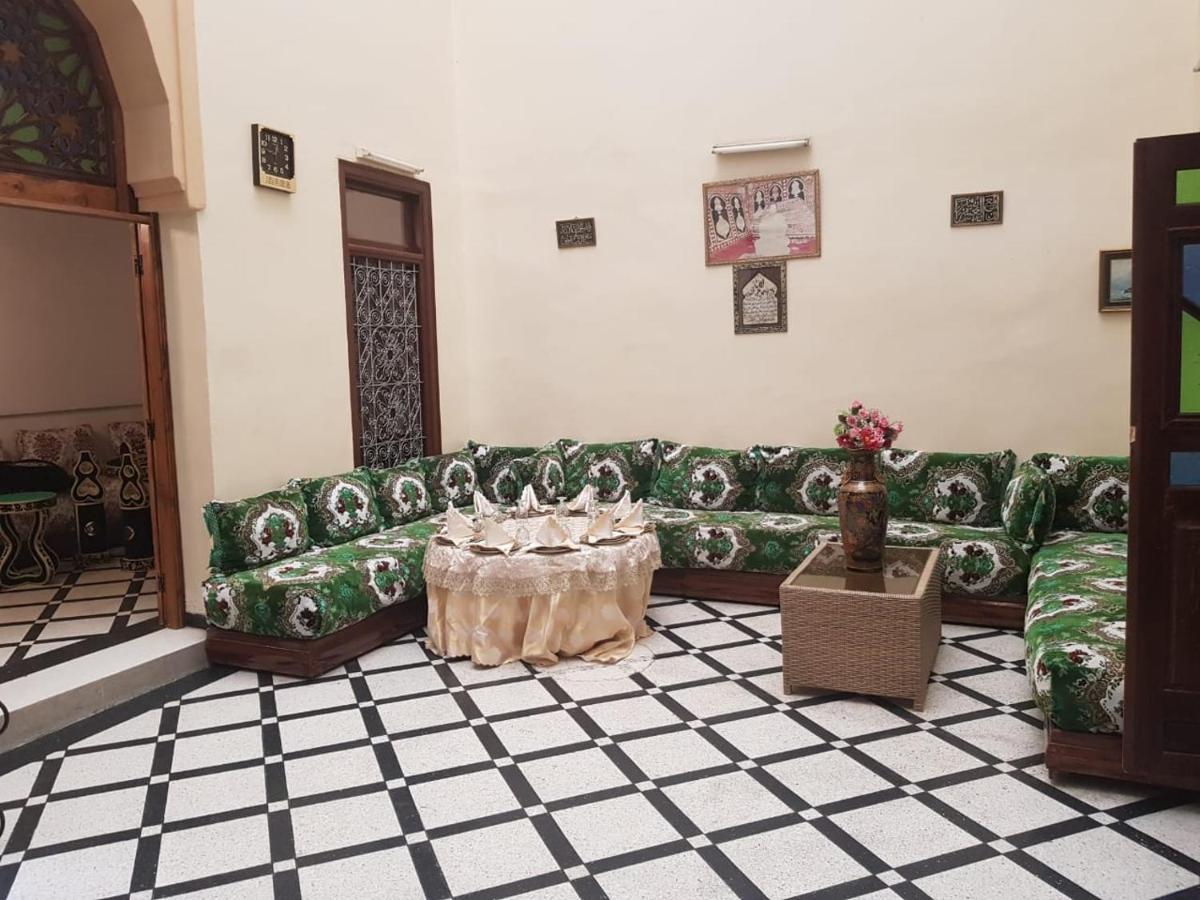 Dar Zerhane Fes Luaran gambar